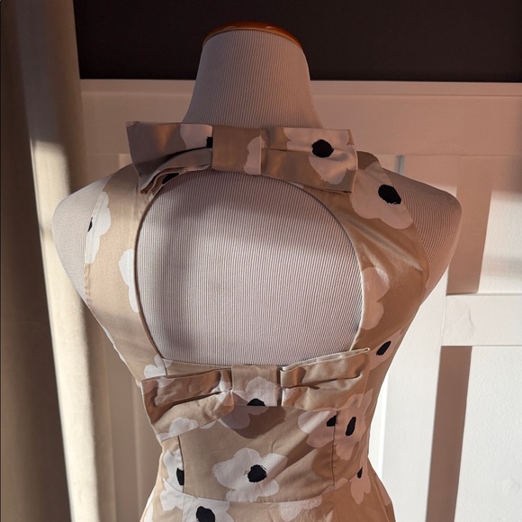 💕 Kate Spade Cream and Black Floral Midi Dress - Picture 5 of 9